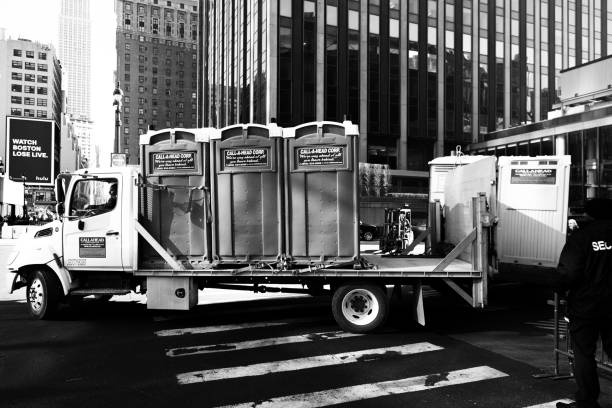 Best Luxury portable toilet rental  in Dayton, IN